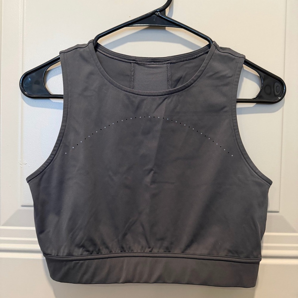 Lululemon‎ Hotty Hot Cropped Tank Grey Size 8